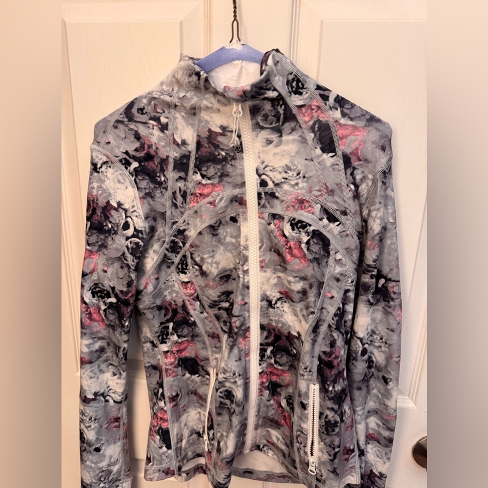 Lululemon Define Jacket size 8